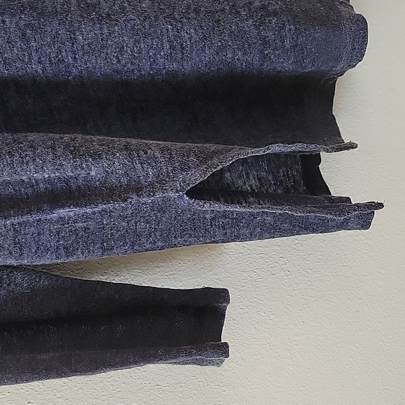 Chico's Dark Blue Linen Long Sleeve Split Neck Tunic Tee Size XL - Picture 3 of 6